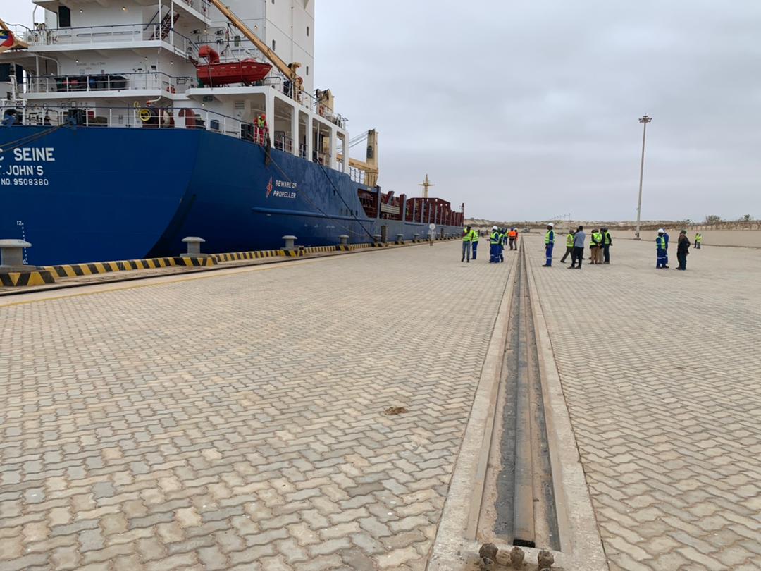 Le Port de Ndiago a reçu le premier navire commercial destinée au Grand projet gazier de Tortue / Ahmeyim