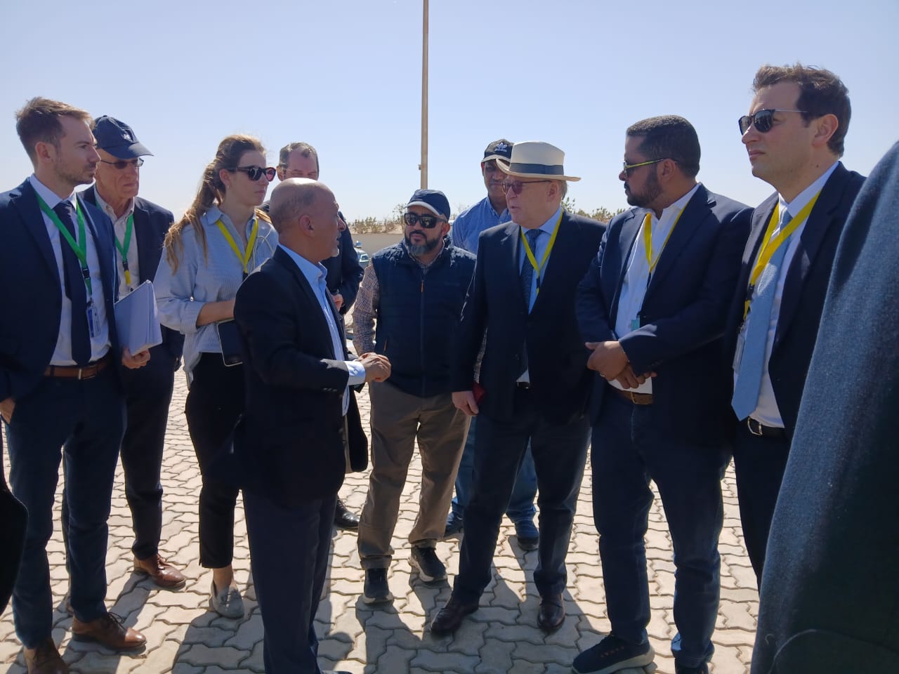 Visite de Monsieur Philippe Van de Vyvere au Port de Ndiago.